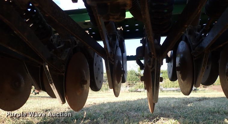 image for item DN2072 John Deere 455  grain drill