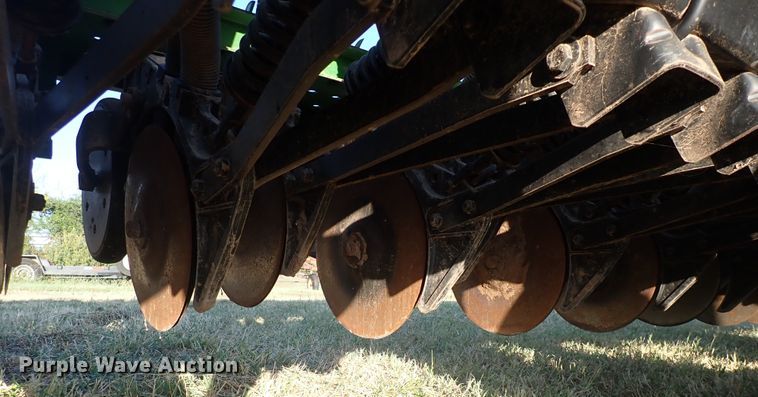 image for item DN2072 John Deere 455  grain drill