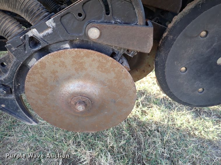 image for item DN2072 John Deere 455  grain drill