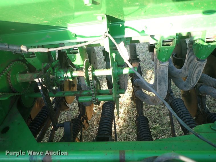 image for item DN2072 John Deere 455  grain drill