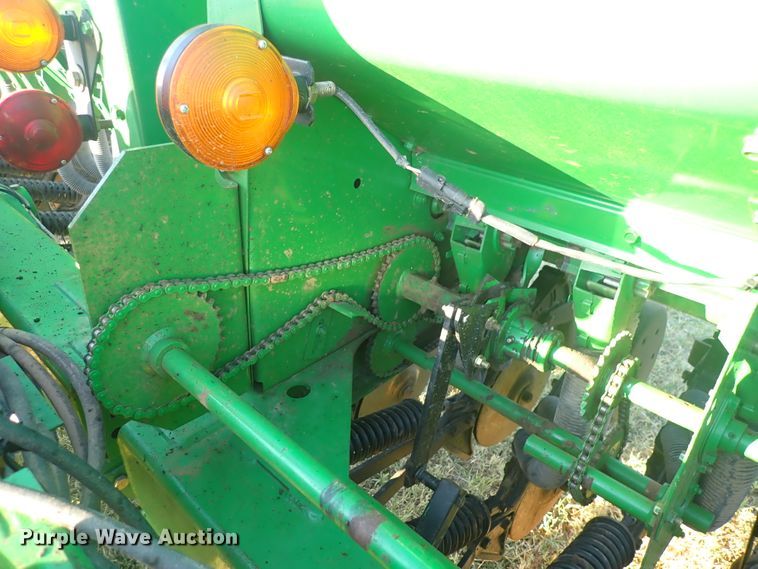image for item DN2072 John Deere 455  grain drill