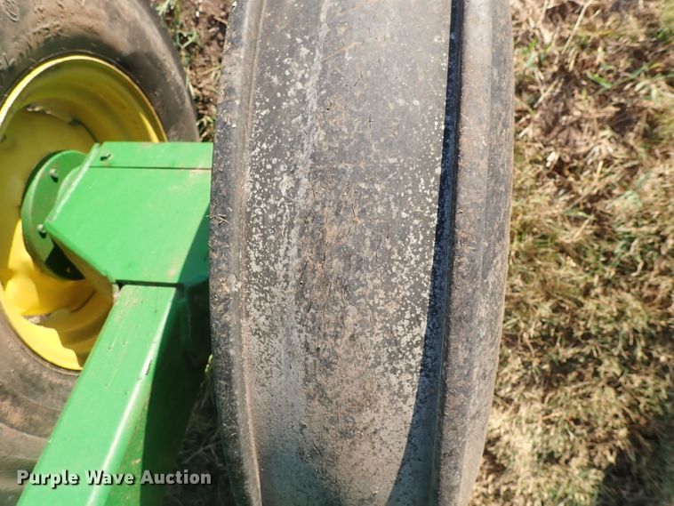 image for item DN2072 John Deere 455  grain drill