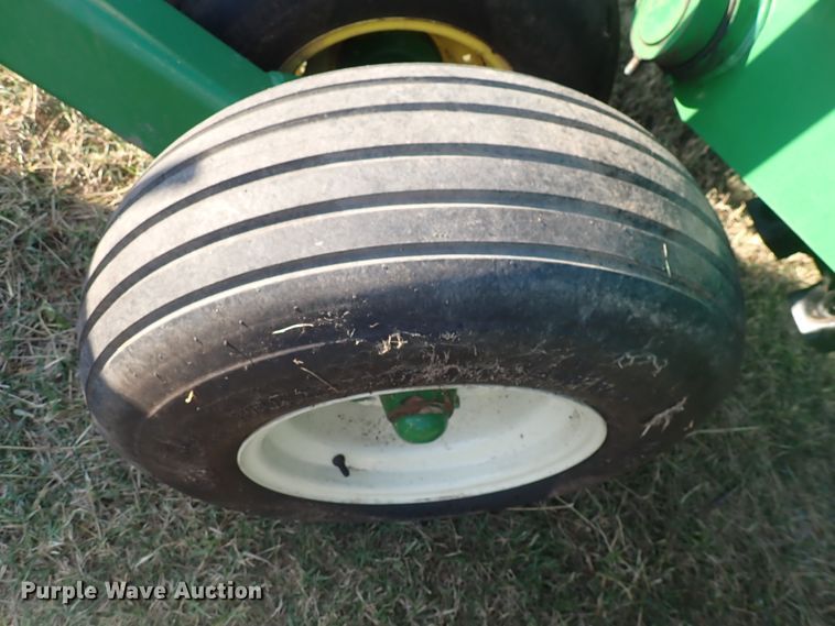 image for item DN2072 John Deere 455  grain drill