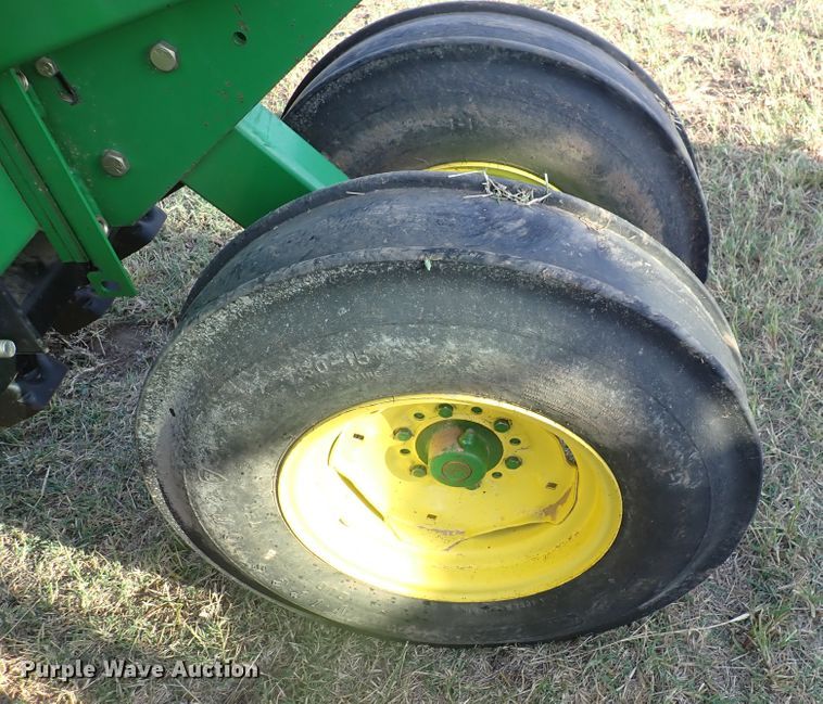 image for item DN2072 John Deere 455  grain drill