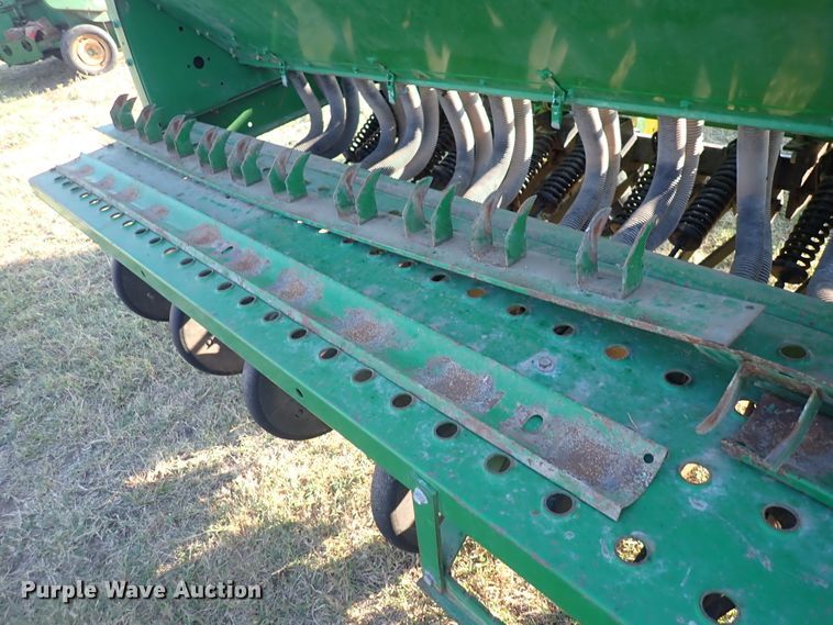 image for item DN2072 John Deere 455  grain drill