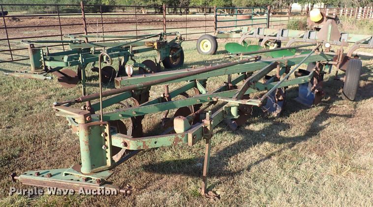 image for item DN2074 John Deere  five bottom plow