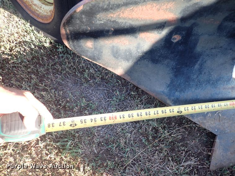 image for item DN2074 John Deere  five bottom plow