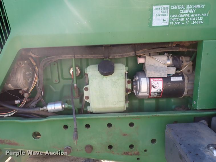 image for item DN2079 1996 John Deere 7800  tractor