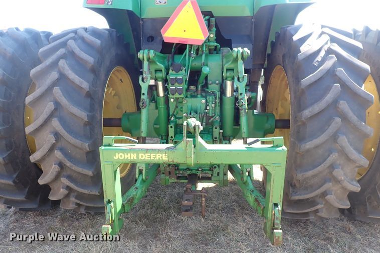 image for item DN2079 1996 John Deere 7800  tractor