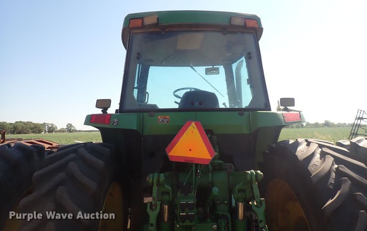 image for item DN2079 1996 John Deere 7800  tractor