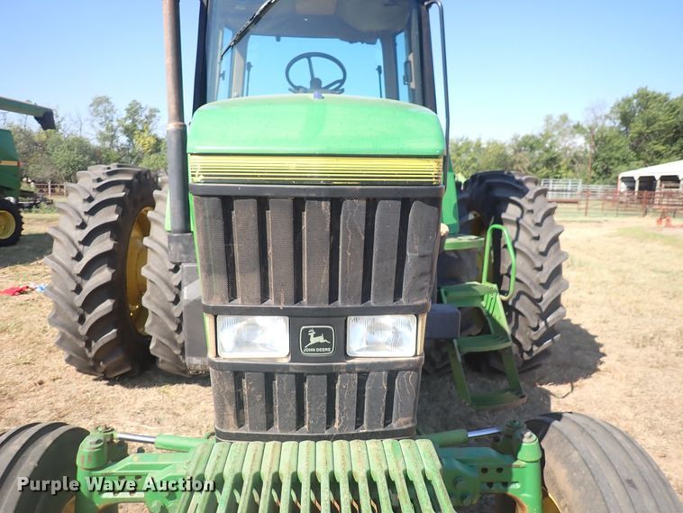 image for item DN2079 1996 John Deere 7800  tractor