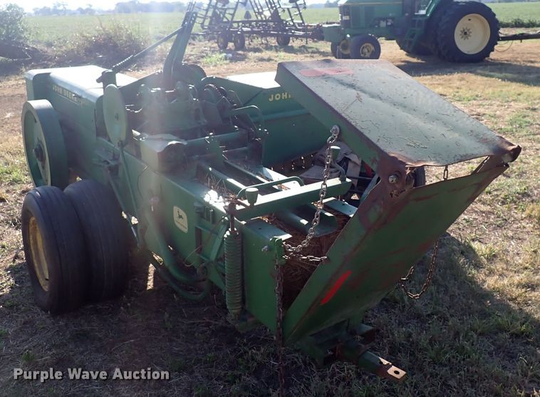 image for item DN2080 John Deere 224WS  small square baler