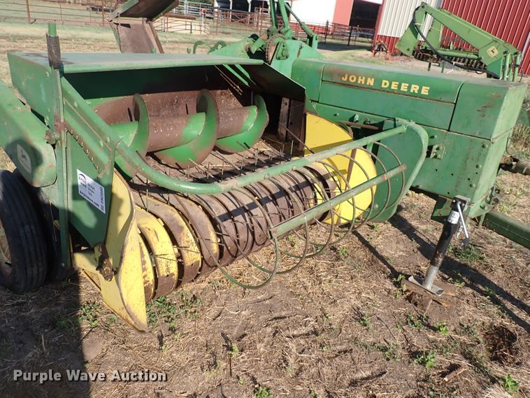 image for item DN2080 John Deere 224WS  small square baler