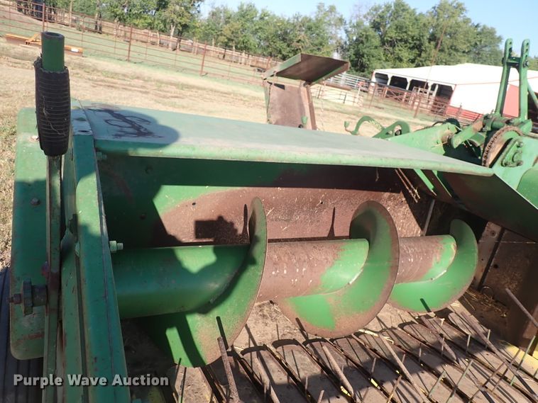 image for item DN2080 John Deere 224WS  small square baler