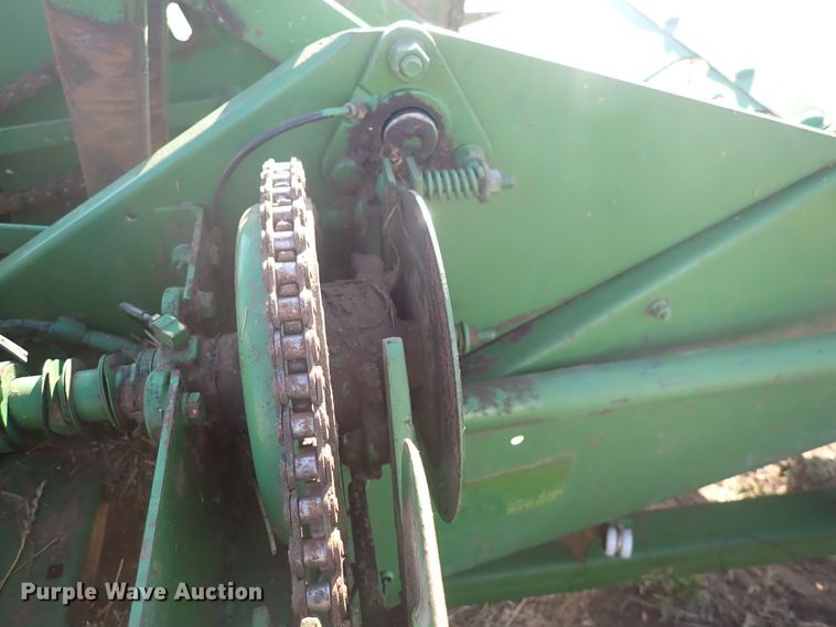 image for item DN2080 John Deere 224WS  small square baler