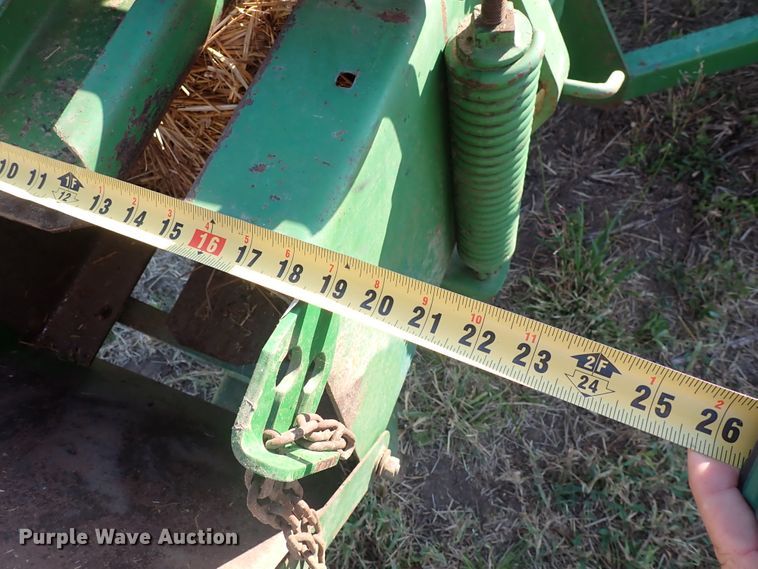 image for item DN2080 John Deere 224WS  small square baler