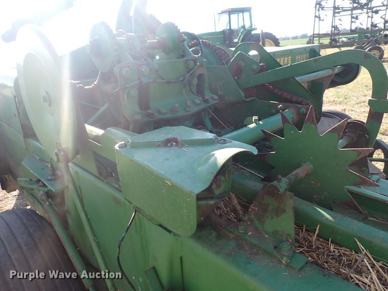 image for item DN2080 John Deere 224WS  small square baler