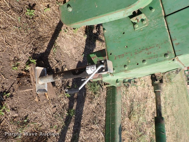 image for item DN2080 John Deere 224WS  small square baler