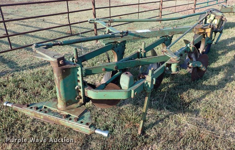 image for item DN2081 Three bottom plow
