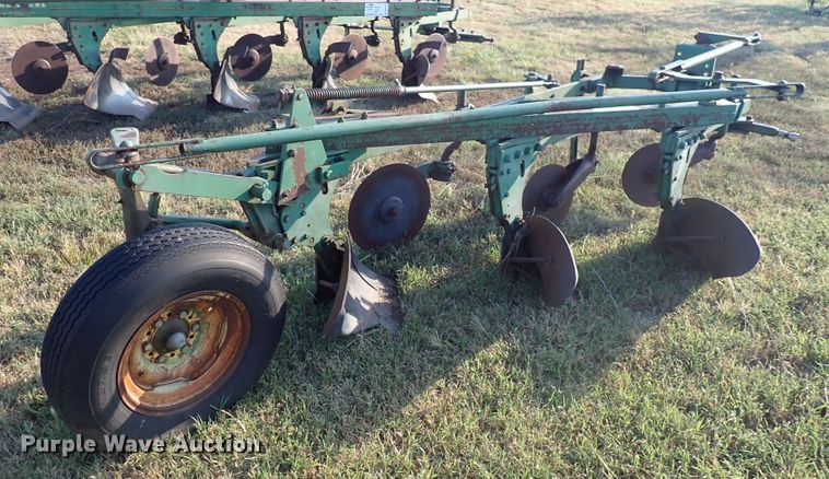 image for item DN2081 Three bottom plow