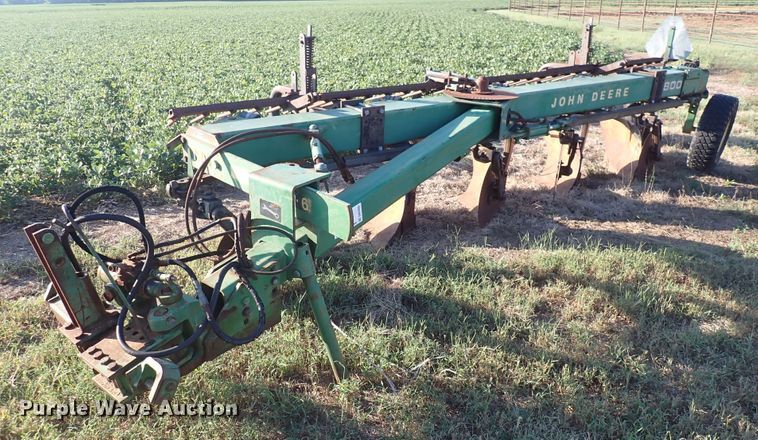 image for item DN2082 John Deere A2800  five bottom plow