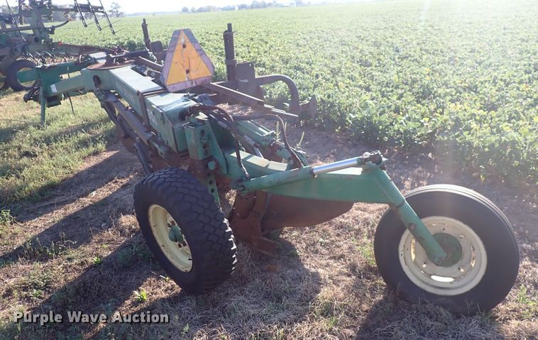 image for item DN2082 John Deere A2800  five bottom plow