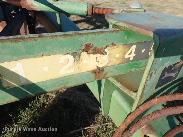 image for item DN2082 John Deere A2800  five bottom plow