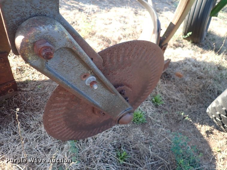 image for item DN2082 John Deere A2800  five bottom plow