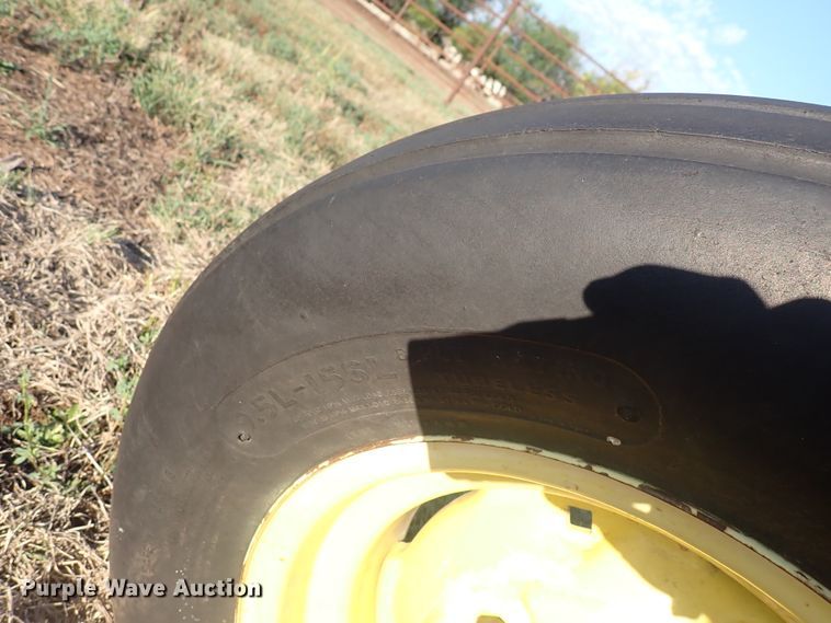 image for item DN2082 John Deere A2800  five bottom plow