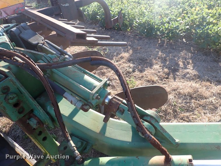 image for item DN2082 John Deere A2800  five bottom plow