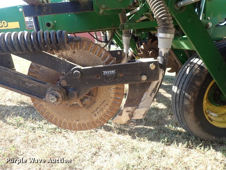 image for item DN2083 John Deere 1750 MaxEmerge XP  planter