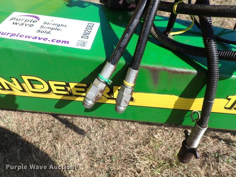 image for item DN2083 John Deere 1750 MaxEmerge XP  planter