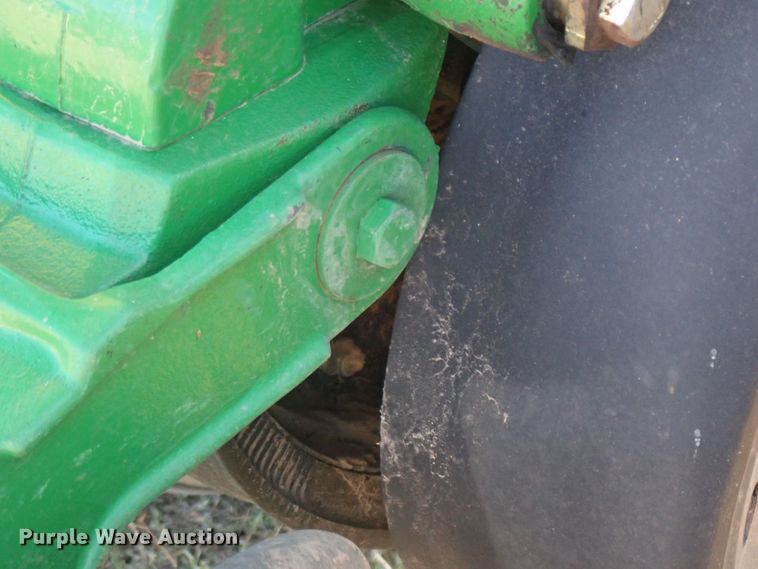 image for item DN2083 John Deere 1750 MaxEmerge XP  planter