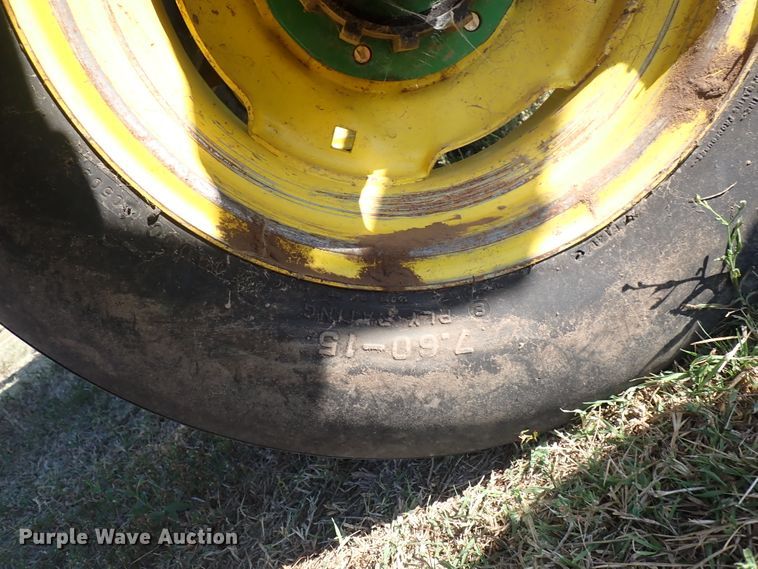 image for item DN2083 John Deere 1750 MaxEmerge XP  planter