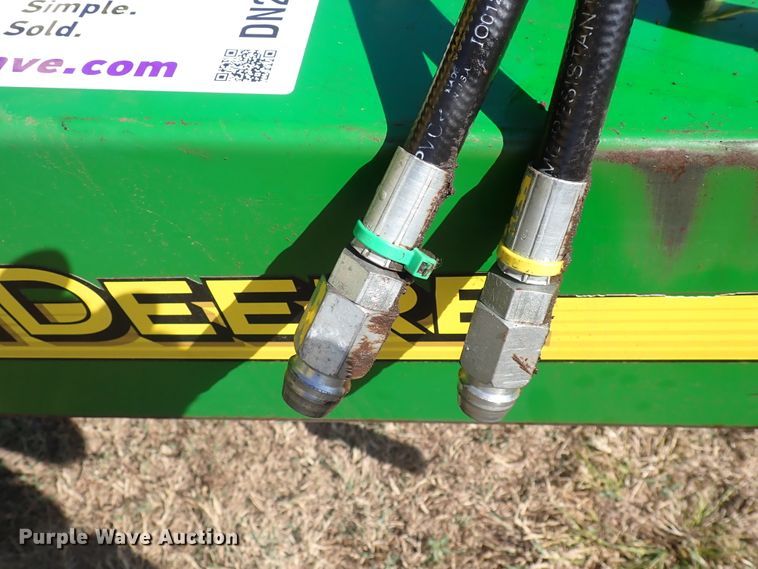 image for item DN2083 John Deere 1750 MaxEmerge XP  planter