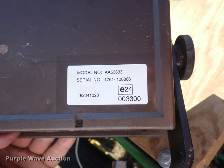 image for item DN2083 John Deere 1750 MaxEmerge XP  planter