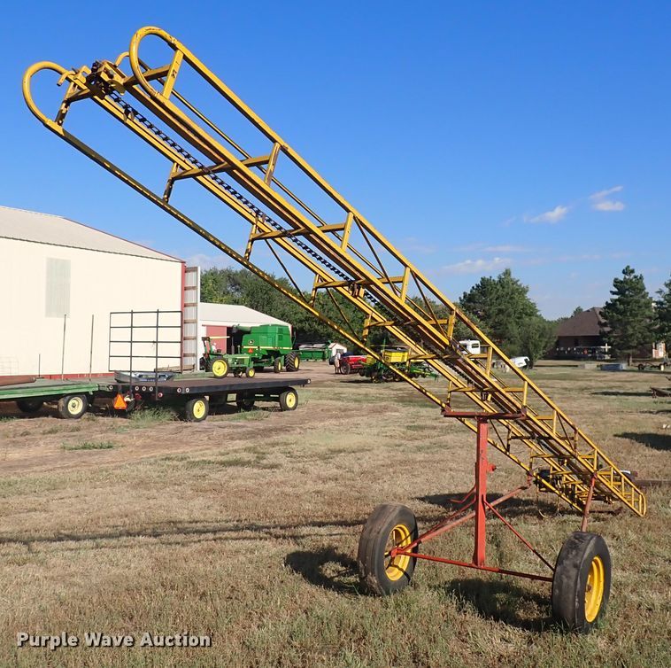 image for item DN2086 Hay bale elevator