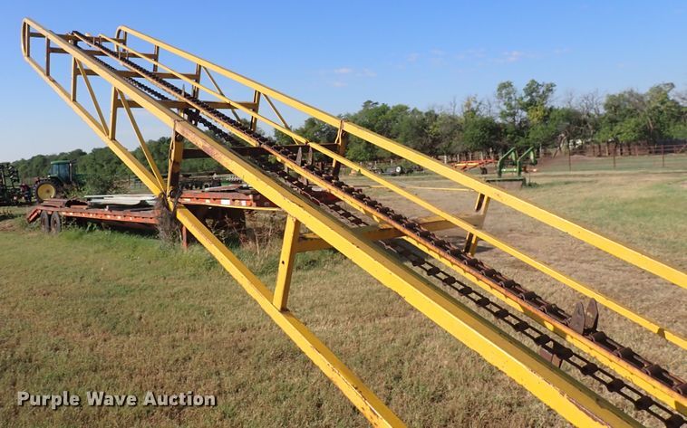 image for item DN2086 Hay bale elevator