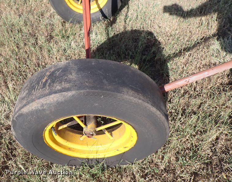 image for item DN2086 Hay bale elevator