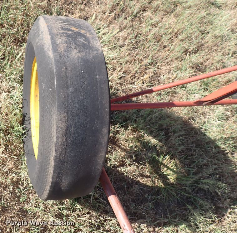 image for item DN2086 Hay bale elevator