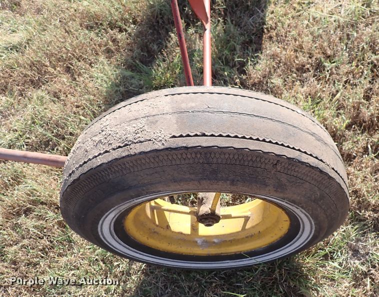 image for item DN2086 Hay bale elevator