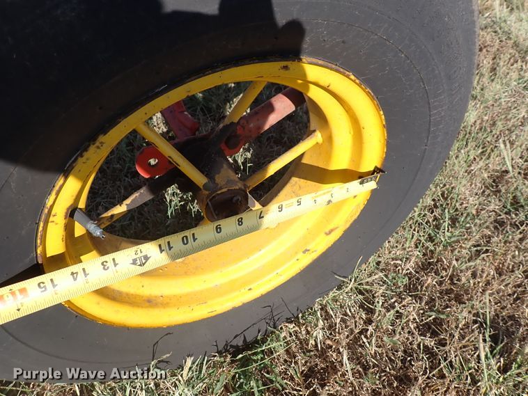 image for item DN2086 Hay bale elevator