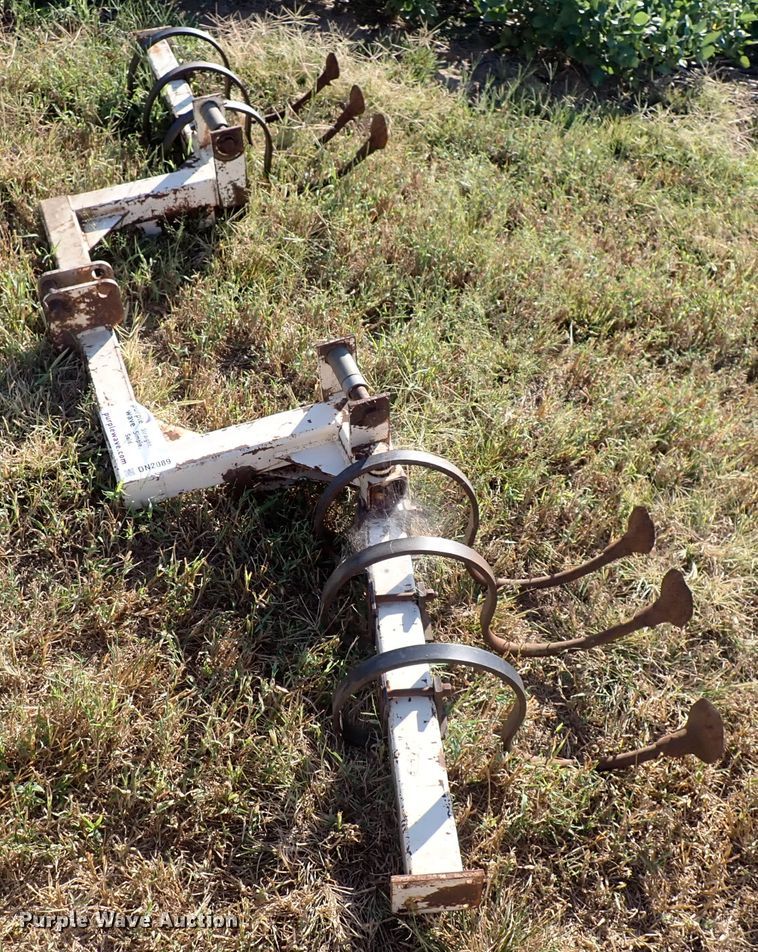 image for item DN2087 (2) field cultivators