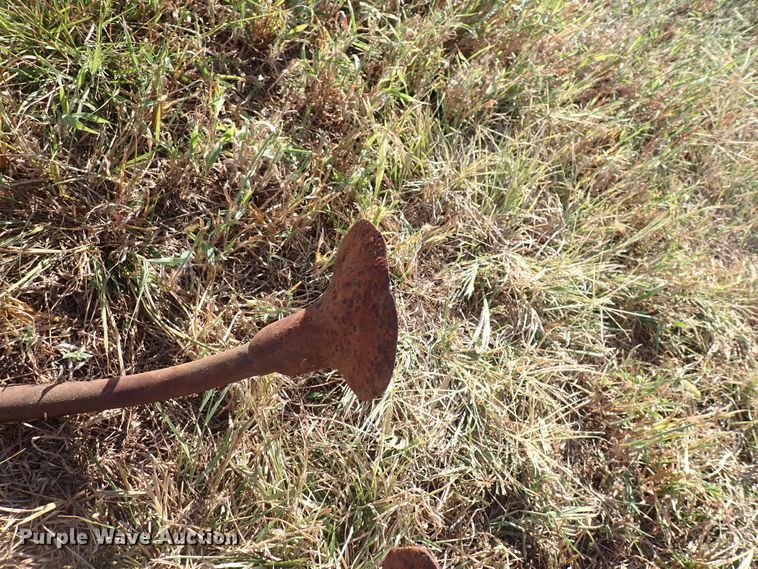 image for item DN2087 (2) field cultivators