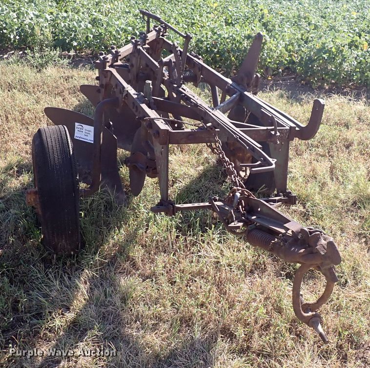 image for item DN2090 Three bottom plow