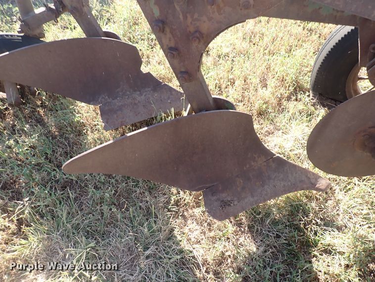 image for item DN2090 Three bottom plow