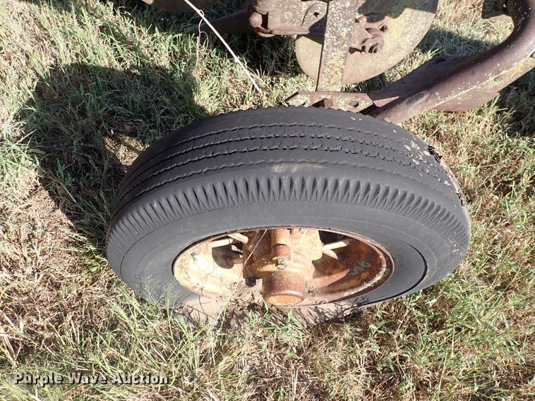 image for item DN2090 Three bottom plow