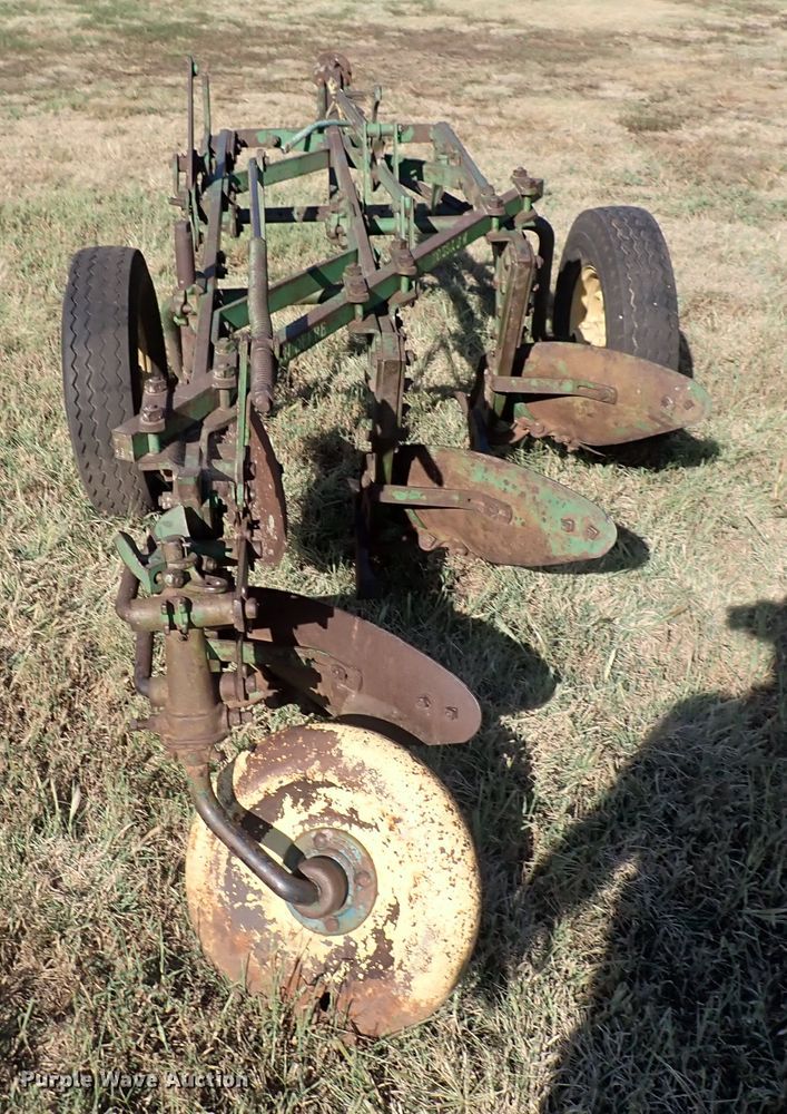 image for item DN2091 John Deere 55ABH  Three bottom plow