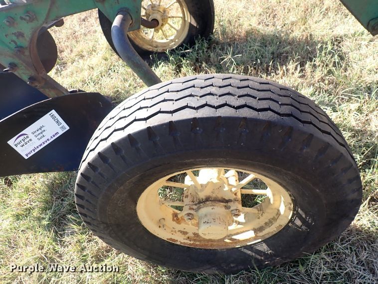 image for item DN2091 John Deere 55ABH  Three bottom plow