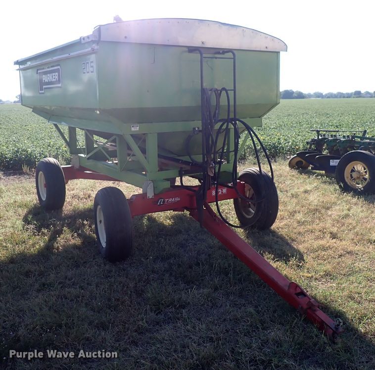 image for item DN2092 Parker 205  gravity wagon